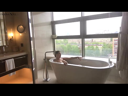 ❤️ Banget babe passionately jerking mati dheweke pus ing jedhing ❌ Porno ing kita ﹏