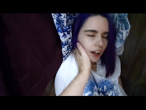 ❤️ Ketemu adhine ing lemari lan mbantu dheweke cum ❌ Porno ing kita ﹏